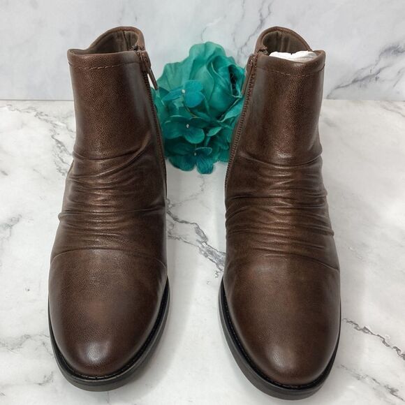 BARETRAPS Anila Brown Booties 6M - Picture 2 of 5